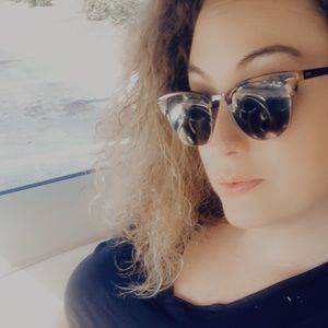 Meet your Posher, Jenna